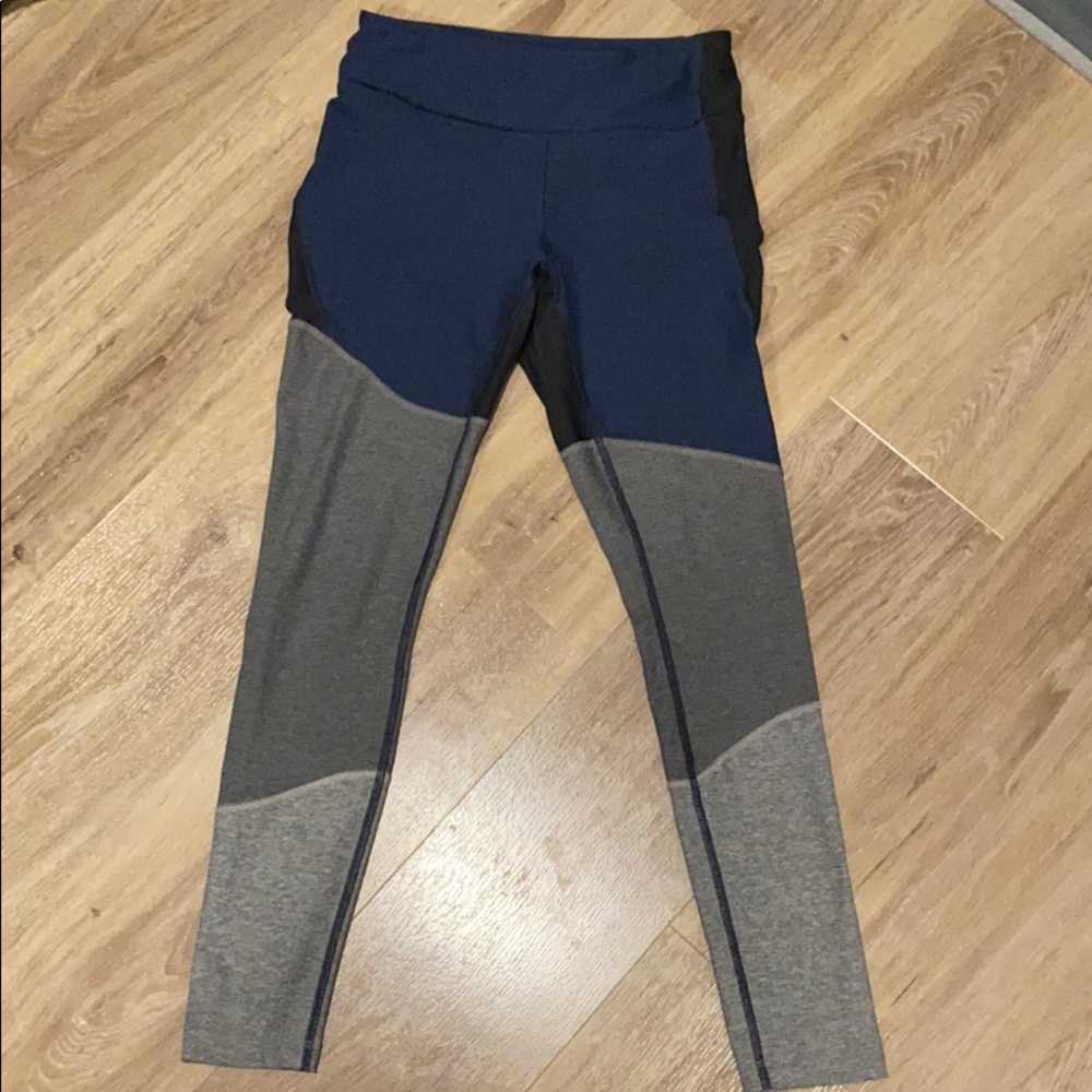 💥CLEARANCE💥 Outdoor Voices Spring Leggings 7/8